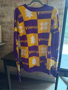 NFL Minnesota Vikings ugly Christmas  Team Apparel Sweater size small